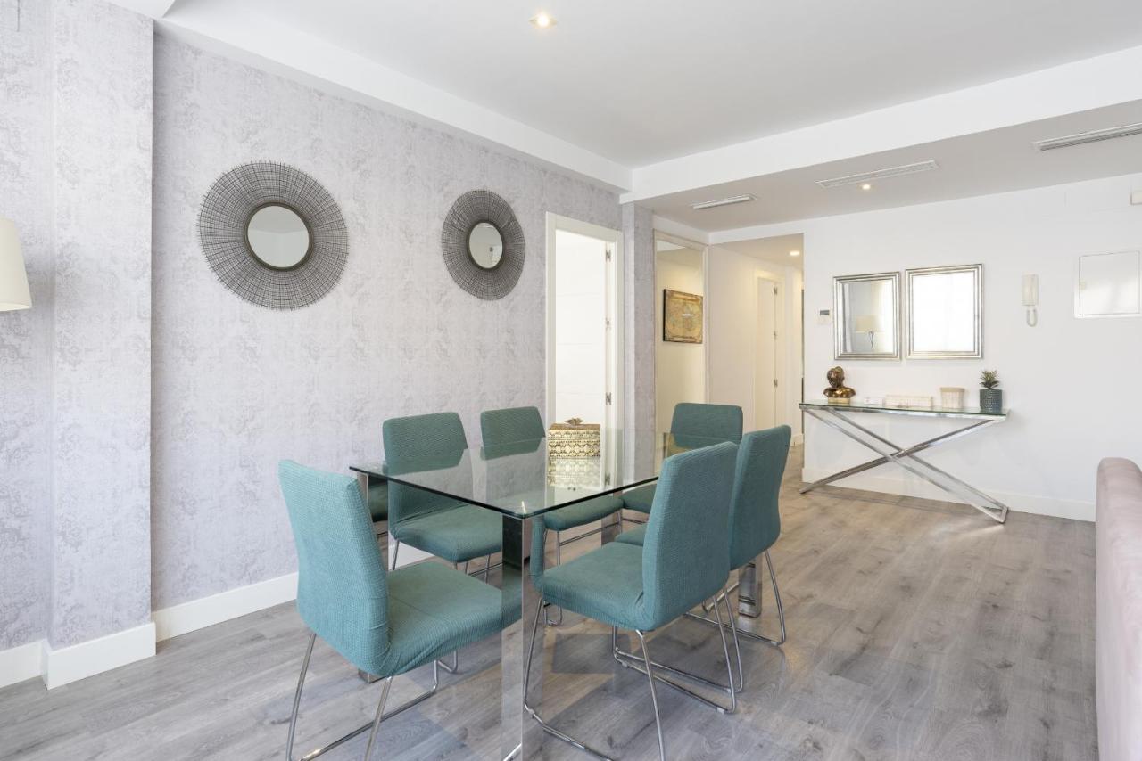 Soho Premium 4 Bedrooms Apartment Malaga Exterior photo