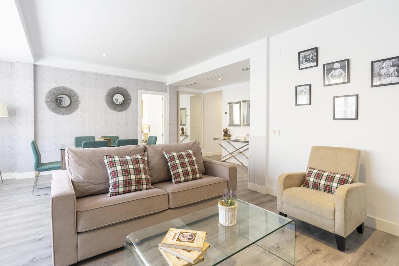 Soho Premium 4 Bedrooms Apartment Malaga Exterior photo